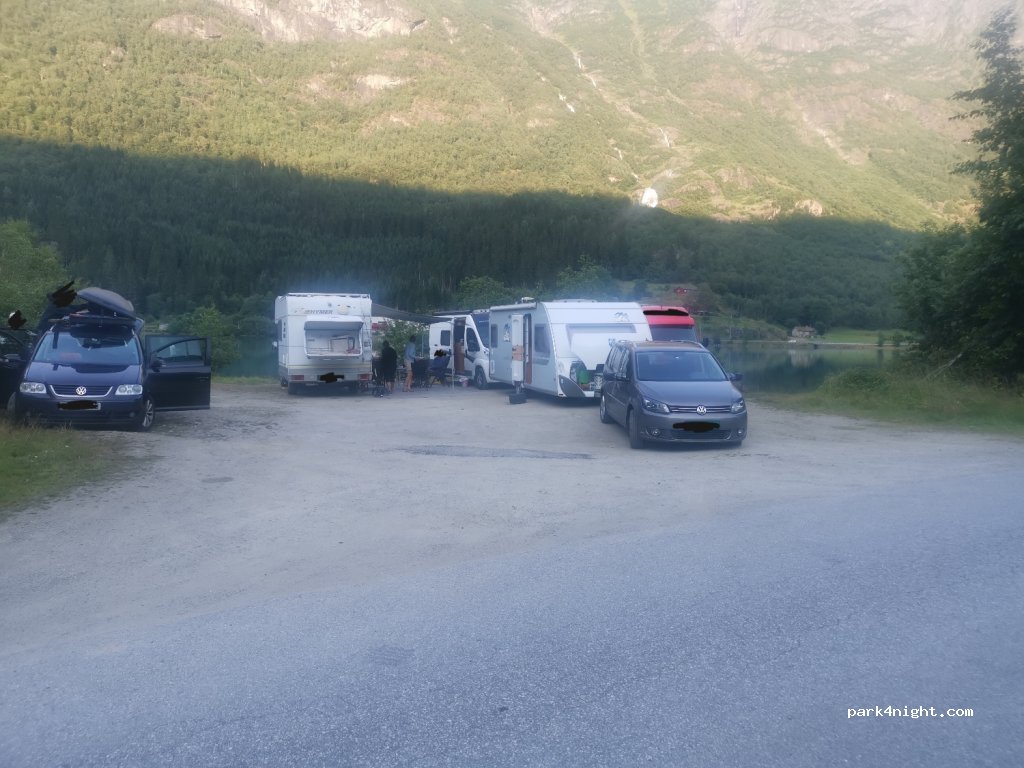 (6788) Olden - Unnamed Road — foto
