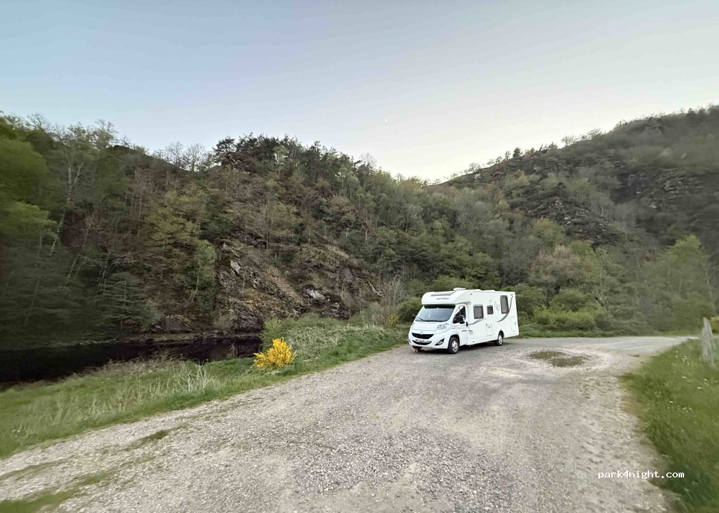 (15110) Chaudes-Aigues - Ventuejol — foto 4