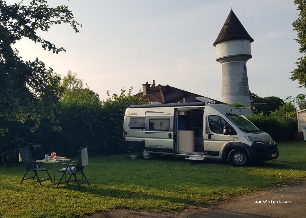 Camping du Lac de la Villegusien — foto 4