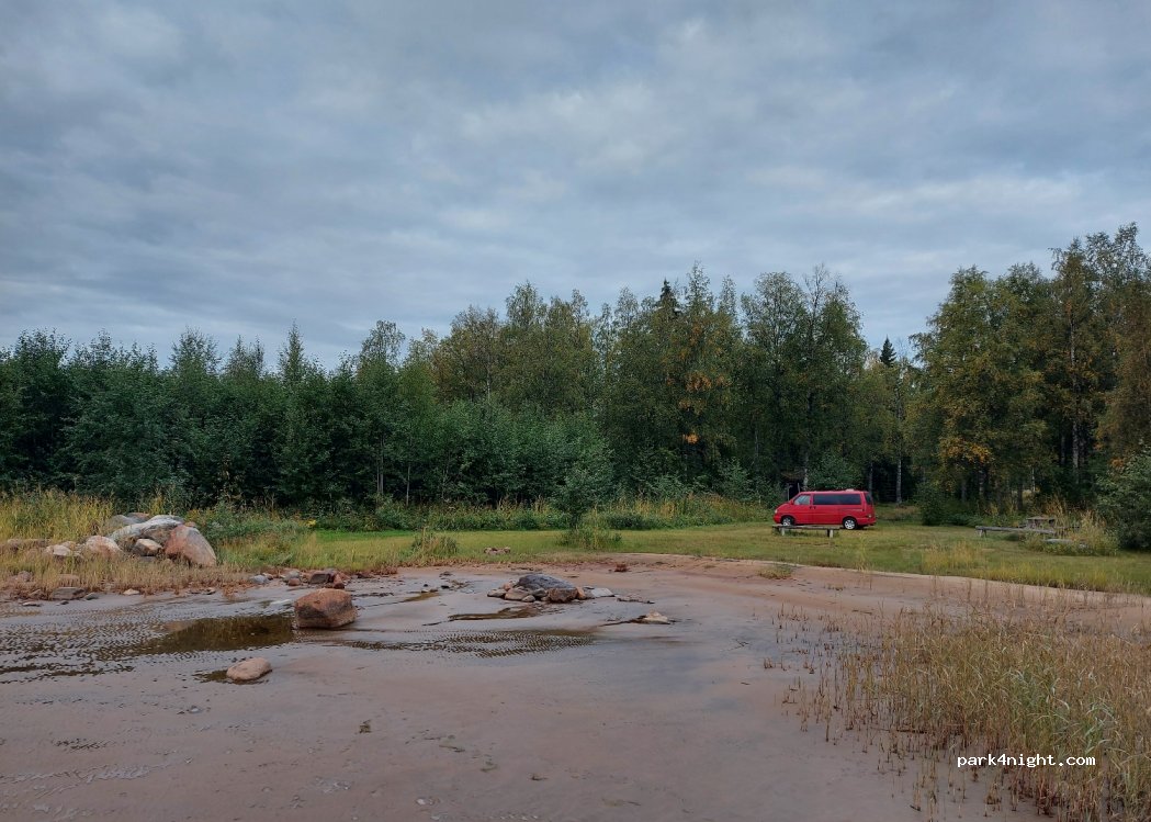 (95110) Halttula - 4 Kaakkuriniementie — foto