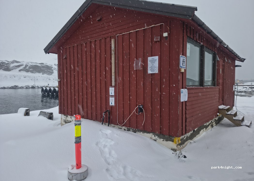 (9690) Havoysund - 121 Strandgata — foto 5