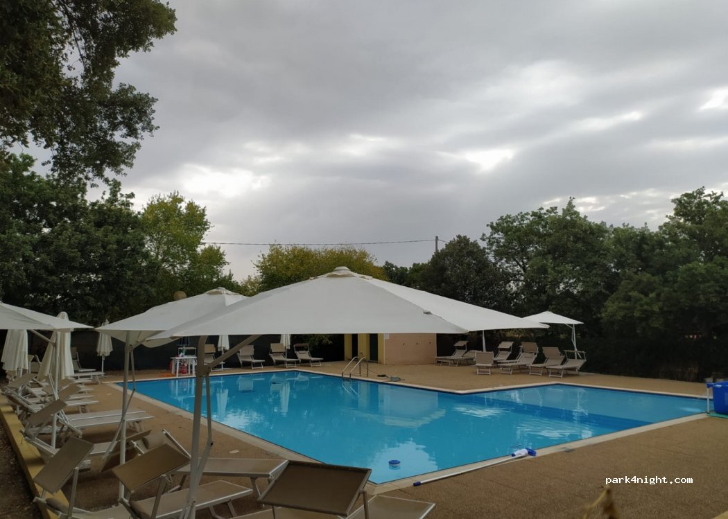 Camping Village Nuraghe Ruiu — foto