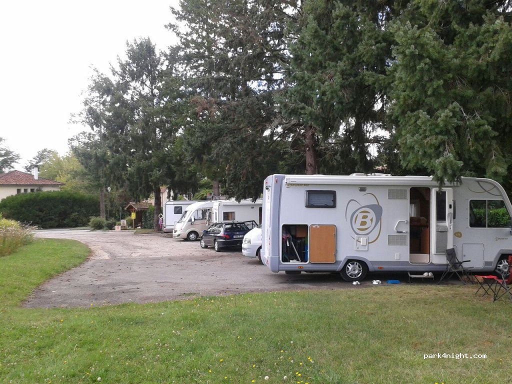 (46220) Prayssac - 4-10 Avenue des Acacias — foto