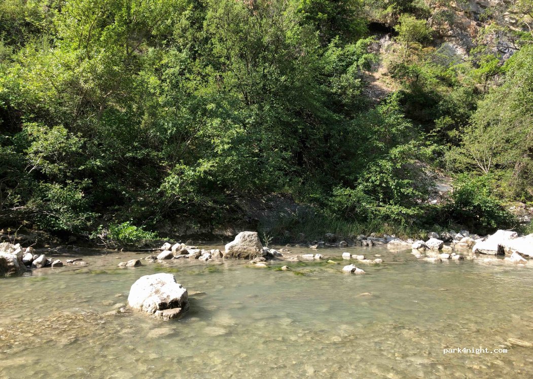 (26510) Villeperdrix - D94 — foto