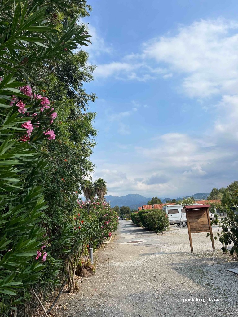 Tindari Village Camping — foto