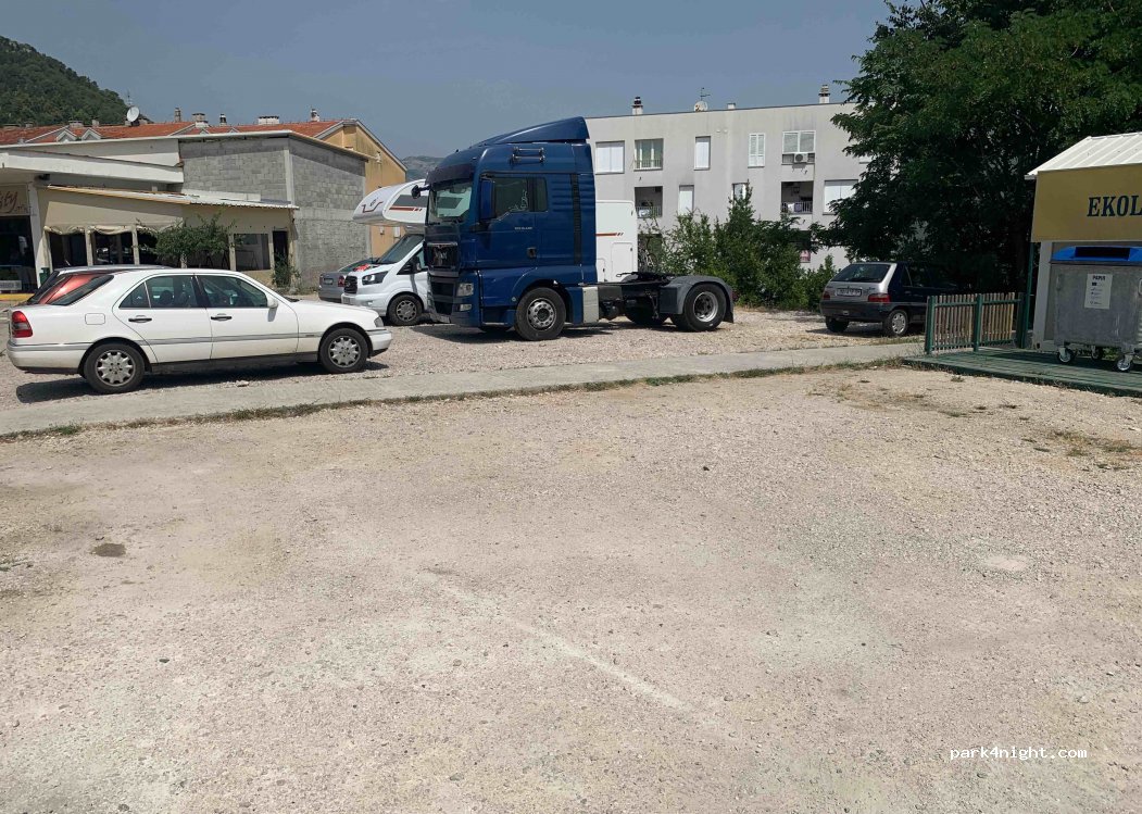 (21276) Vrgorac - 23 Zagrebačka ulica — foto 3