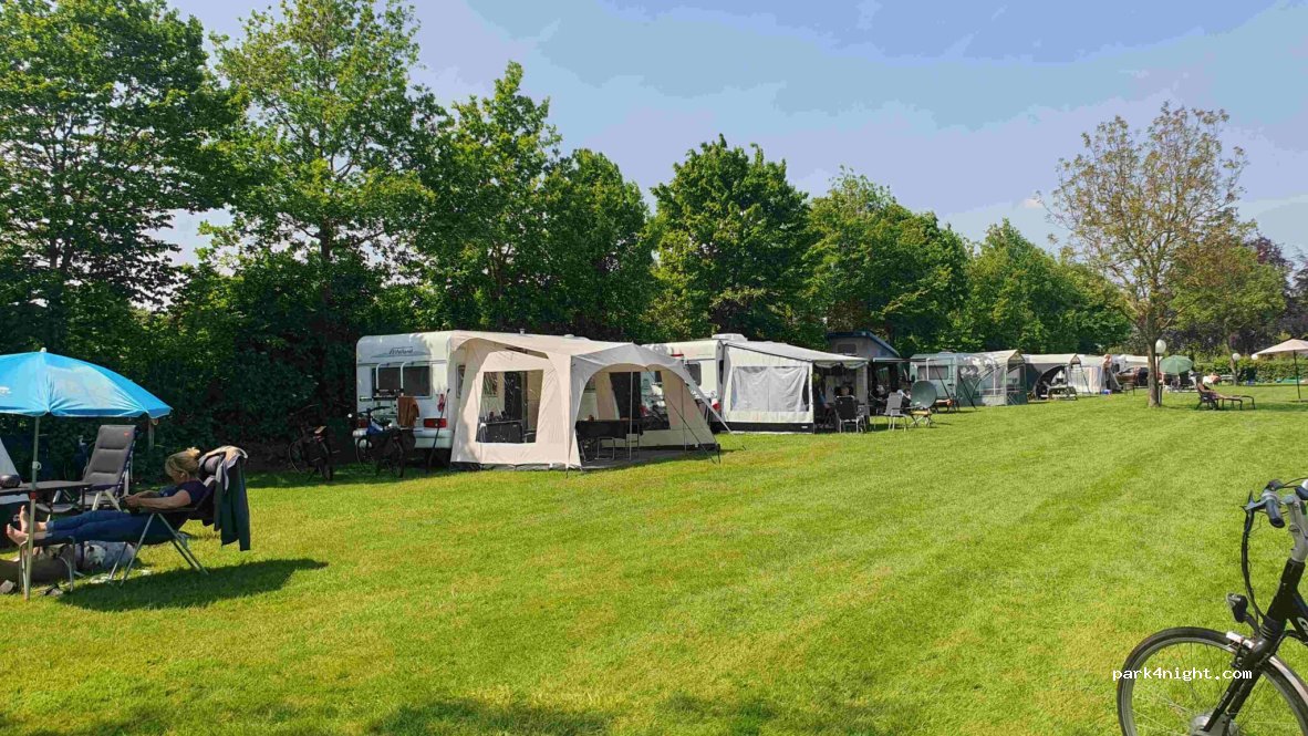 Camperplaats en Minicamping 't Skônste Plekske — foto 4