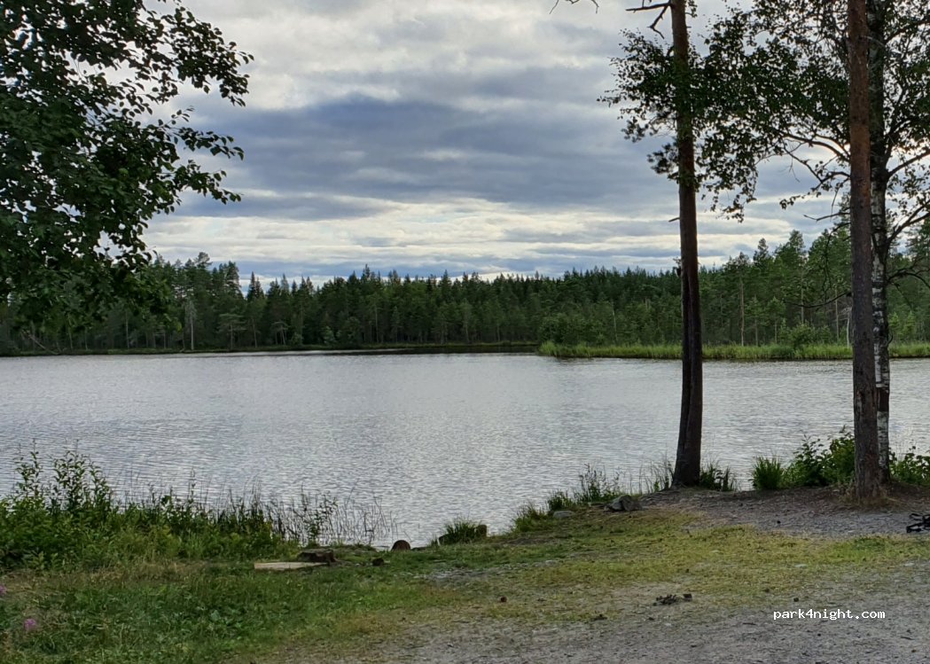 (43900) Kinnula - 121 Kaunislammentie — foto