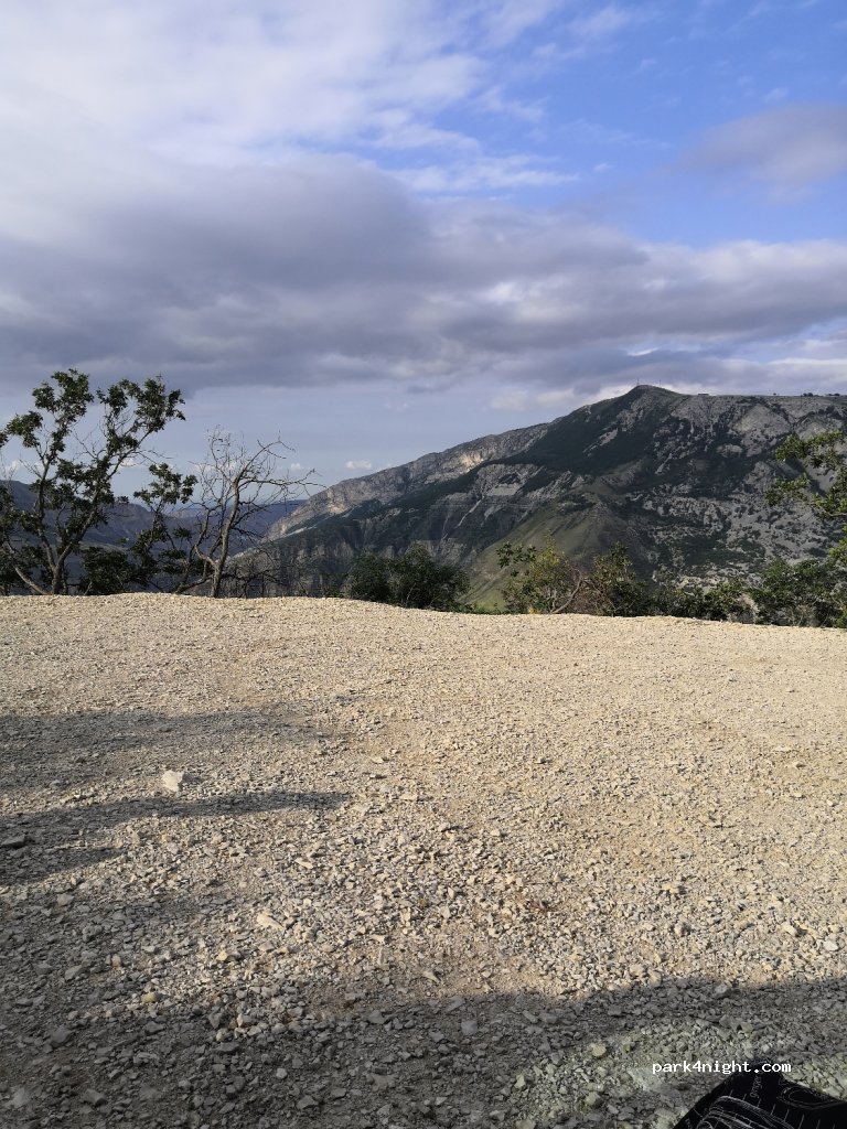 (368152) Dubki - Unnamed Road — foto