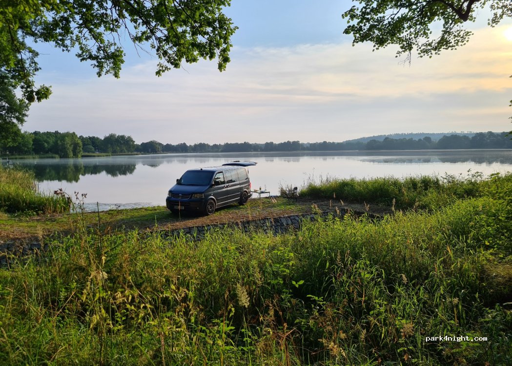 () Kostelec nad Vltavou - Unnamed Road — foto