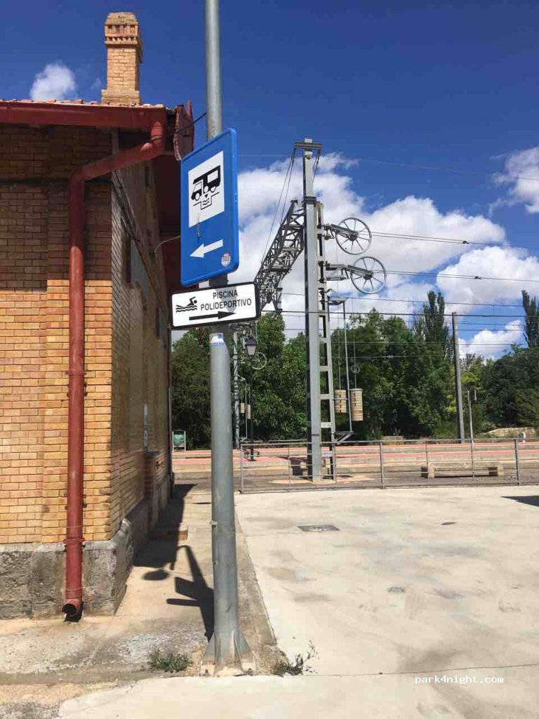 Area autocaravanas Santa María de Huerta — foto