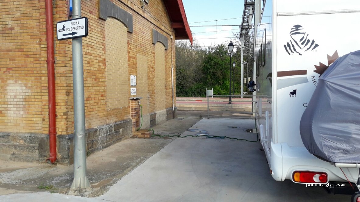 Area autocaravanas Santa María de Huerta — foto 2
