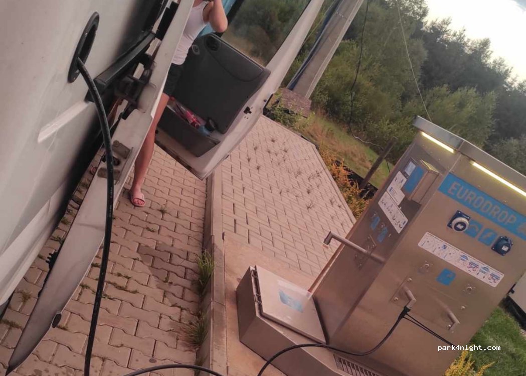 (34) Nowy Targ - 2 Jana Pawła II — foto 3