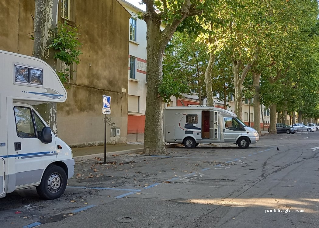 Parking du Bastion St Martial — foto 2