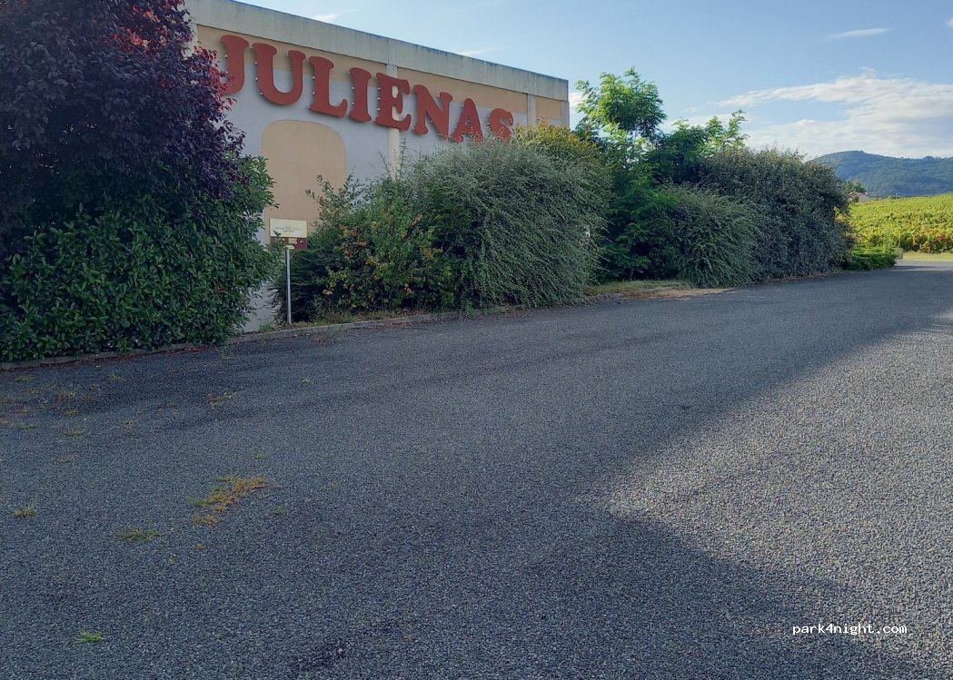 (69840) Juliénas - 542 Route de la Cave — foto