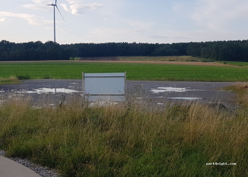 (91475) Lonnerstadt - Unnamed Road — foto