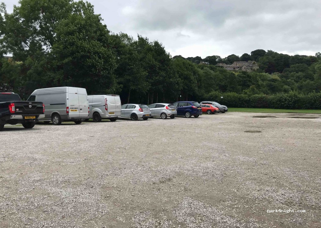 Showfield carpark Pateley Bridge — foto 2