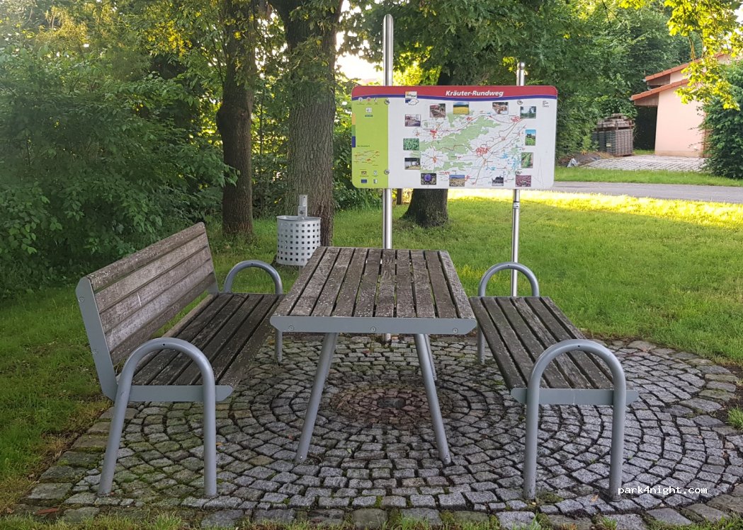 (91475) Lonnerstadt - 37 Hauptstraße — foto 2