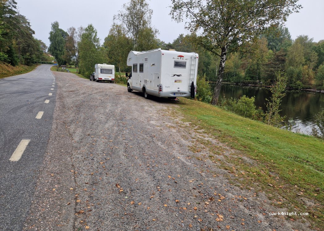(511 95) Oxaback - 6 Mjöbäcksvägen — foto 5