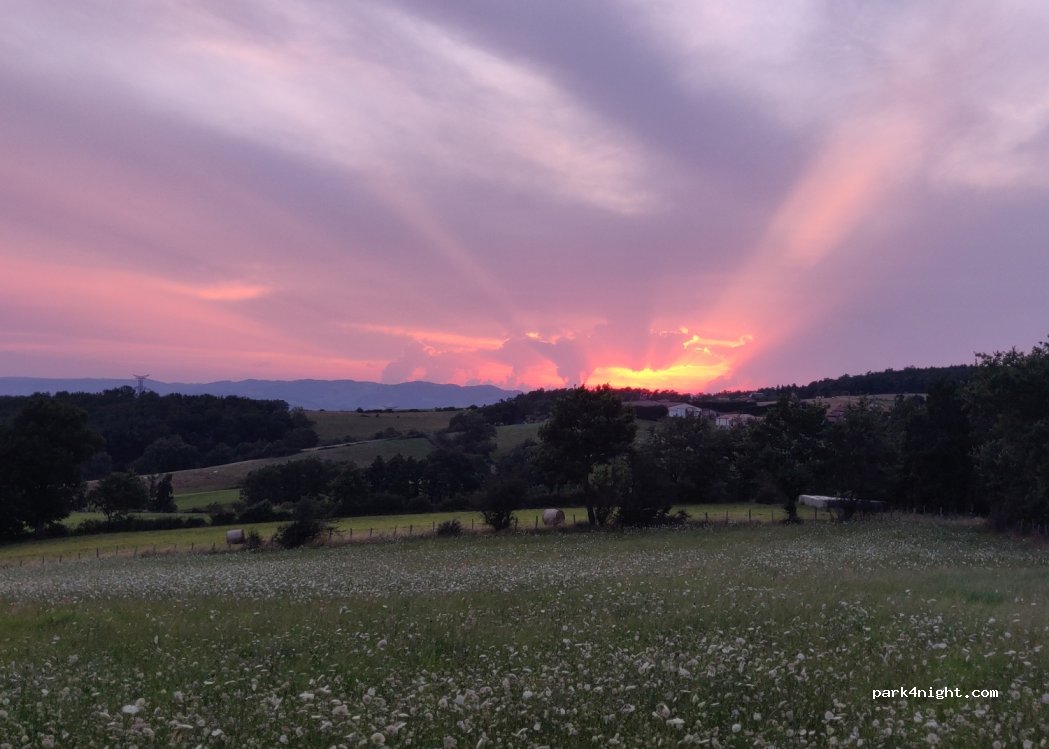 (69700) Échalas - Voie Communale des Pérouzes — foto 3