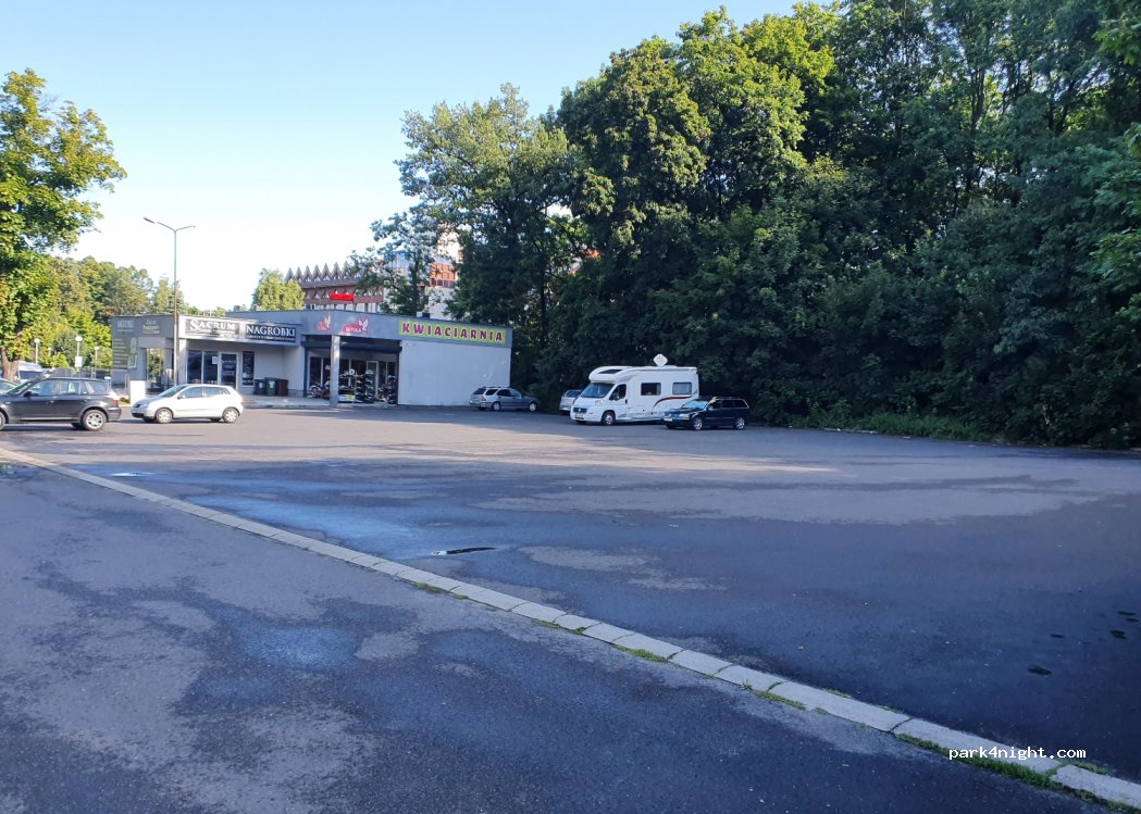 (58-500) Jelenia Góra - 67 Sudecka — foto 2