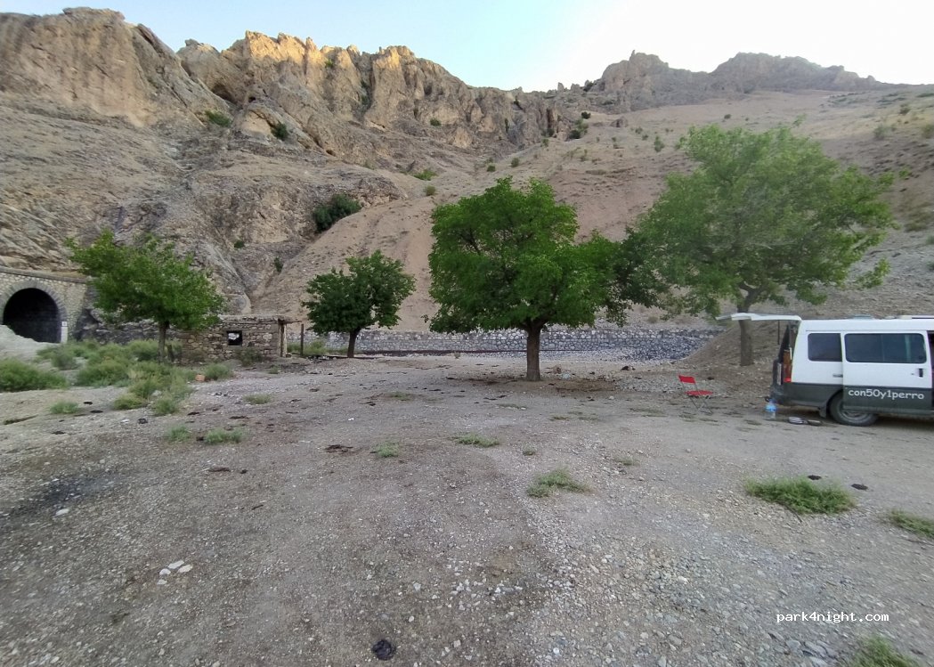 (23500) Elazığ - Unnamed Road — foto 2