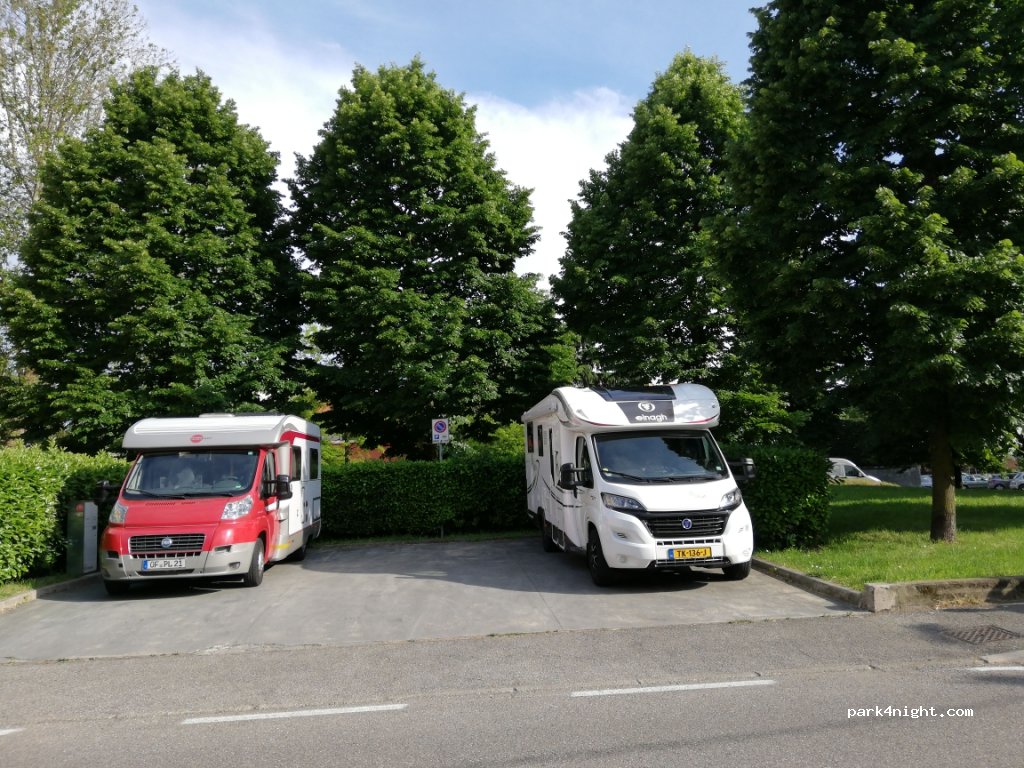 (21047) Saronno - 11 Via Dalmazia — foto