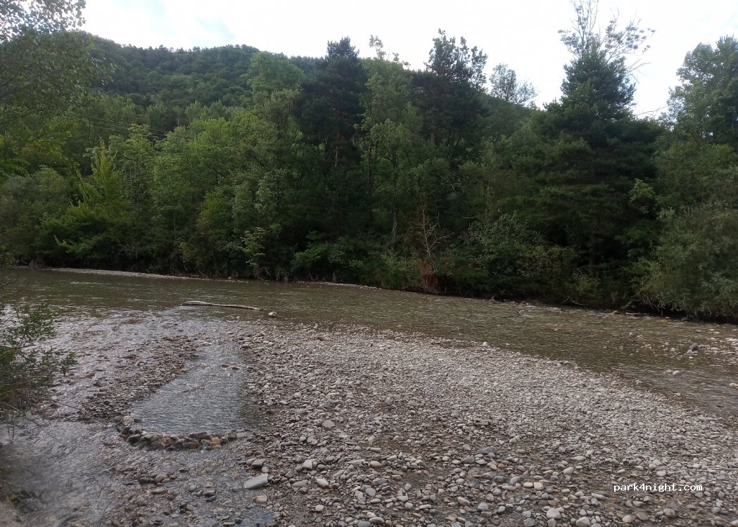 (05140) Aspres-sur-Buëch - Unnamed Road — foto