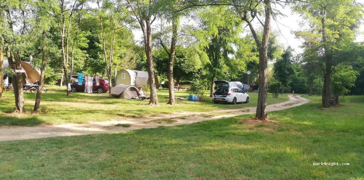 Camping Ushuaïa Villages Le Viaduc — foto 4