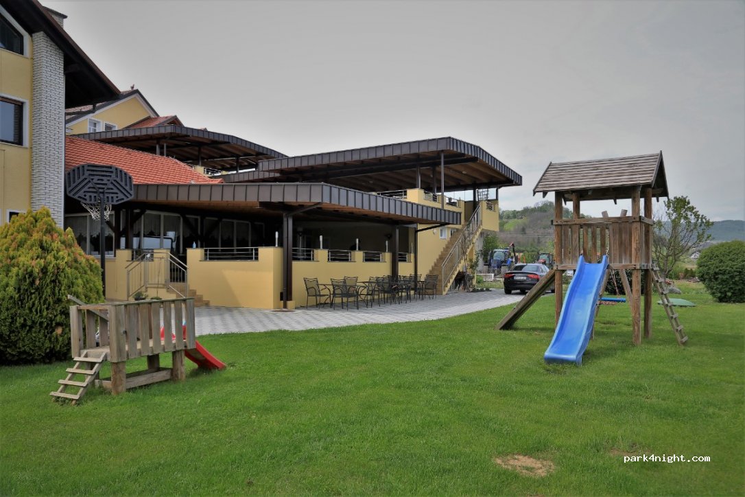 (8259) Bizeljsko - 64a Stara Vas-Bizeljsko — foto 3