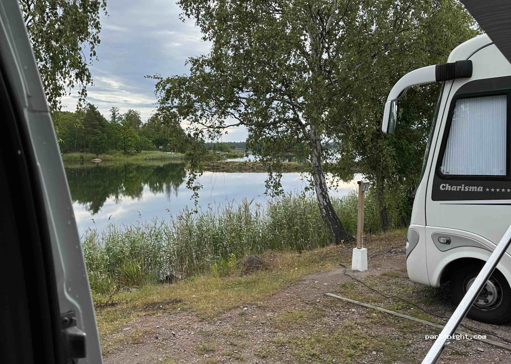 Wohnmobil Stellplatz Figeholm-Vasakajen — foto 5