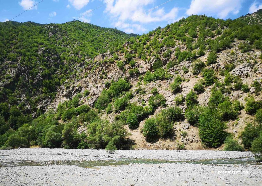 (25900) İspir - Unnamed Road — foto 2