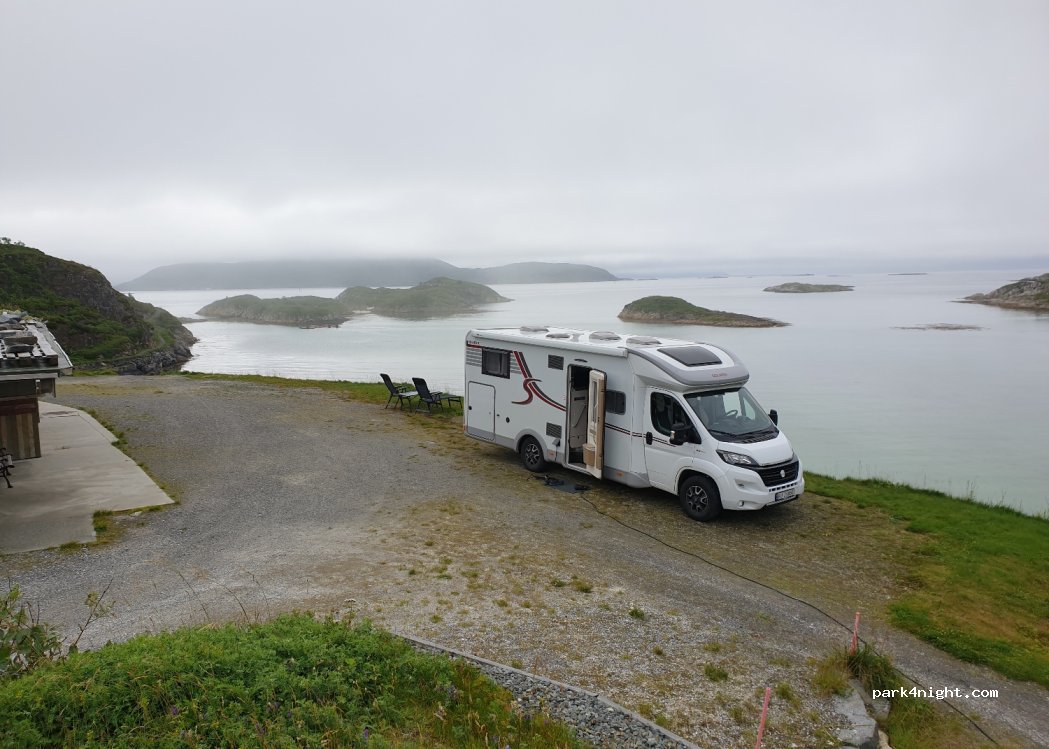 (9110) Sommarøy - 69 Sørvegen — foto