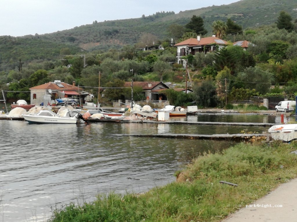 (370 13) Agios Andreas - 707 Eparchiaki Odos Milina-Trikeri — foto 2