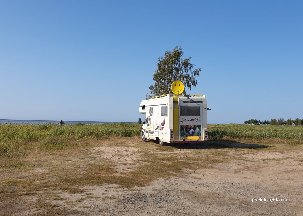 (85100) Kalajoki - 439 Letontie — foto