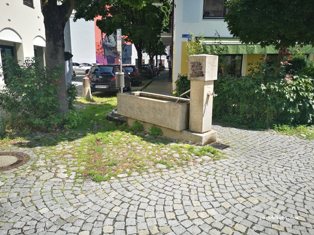 (83022) Rosenheim - 8 Am Esbaum — foto