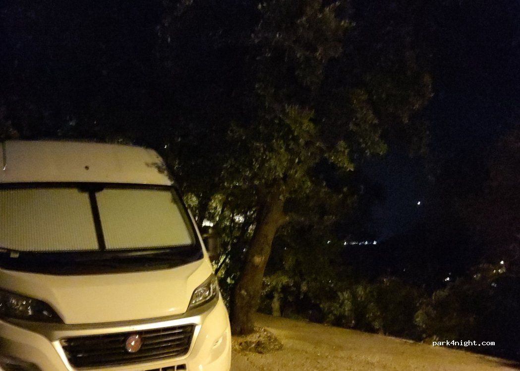 (83400) Hyères - 504 Chemin de la Porte Saint-Jean — foto 2