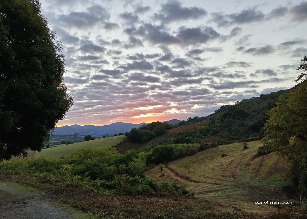 (64310) Sare - Unnamed Road — foto 4