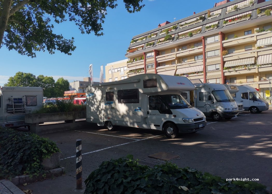 (39100) Bozen - 20e Reschenstraße — foto 3