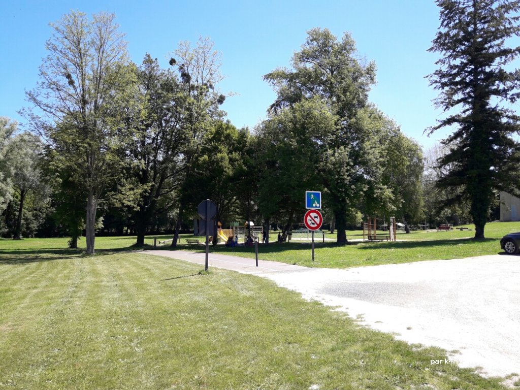 (24330) Saint-Laurent-sur-Manoire - D6089 — foto 2