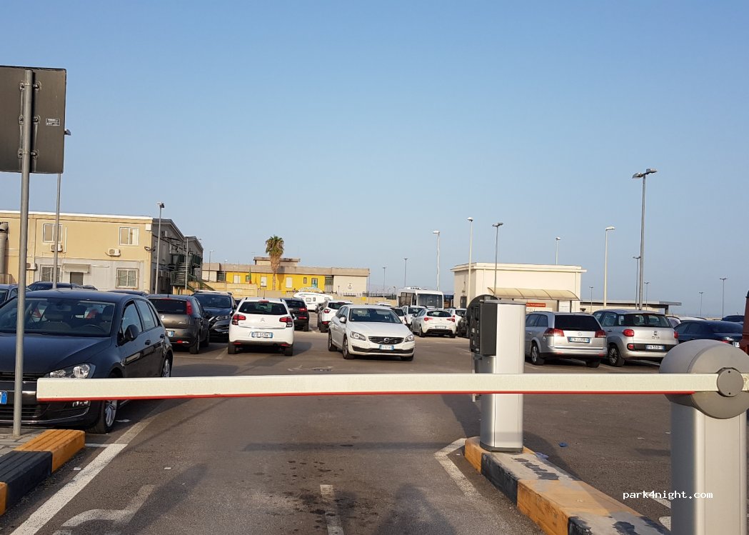 (90045) Punta Raisi - Unnamed Road — foto