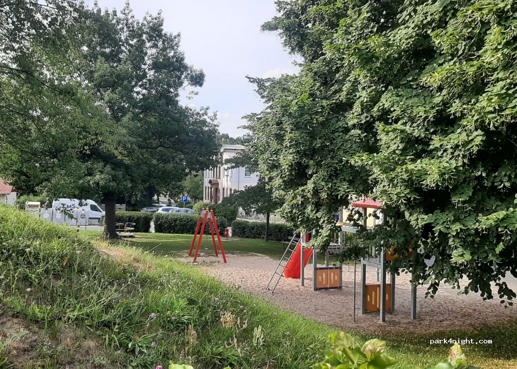 (04828) Bennewitz - 6 Am Schwarzwasser — foto