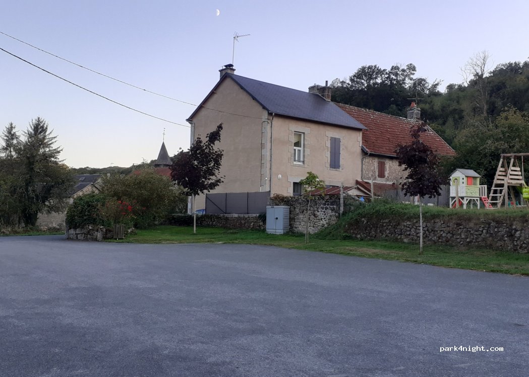 (23150) Saint-Yrieix-les-Bois - 10 D17 — foto 3