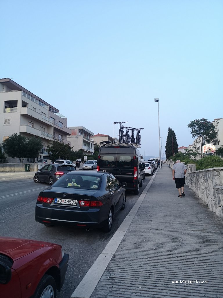 (21000) Split - 13 Ulica Ivana pl. Zajca — foto 3