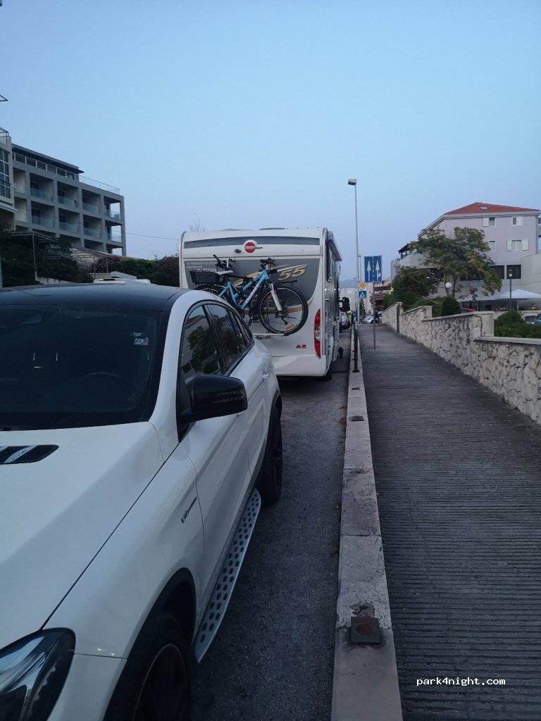 (21000) Split - 13 Ulica Ivana pl. Zajca — foto 4