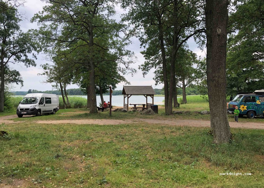 (78-523) Męcidół - Unnamed Road — foto