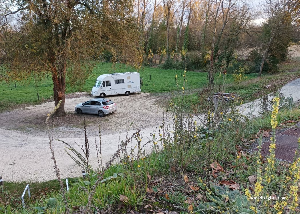 (16120) Saint-Simon - 5 Rue du Puits — foto 3