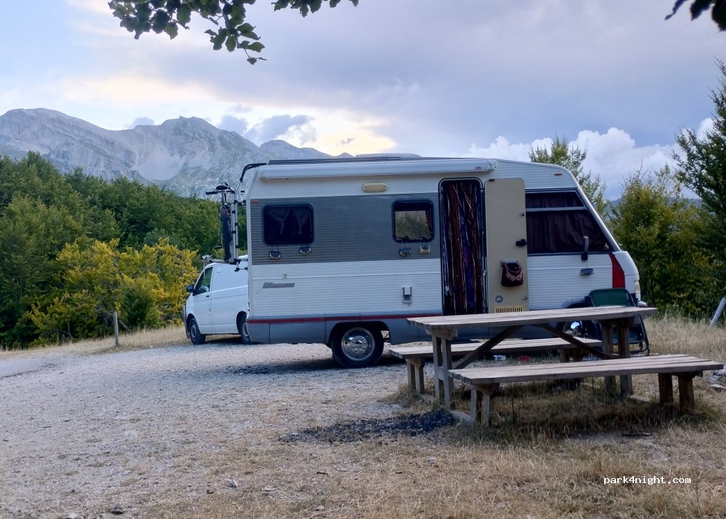 (64047) Prati di Tivo - Unnamed Road — foto 5