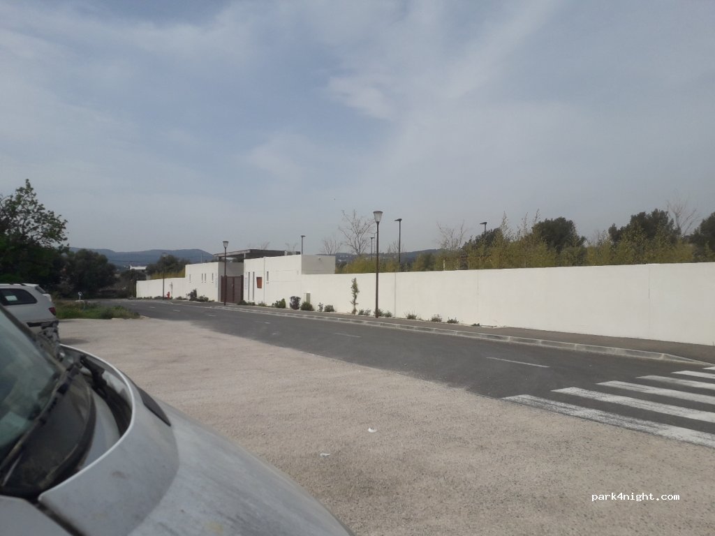 (13600) La Ciotat - 2582 Avenue Guillaume Dulac — foto 2