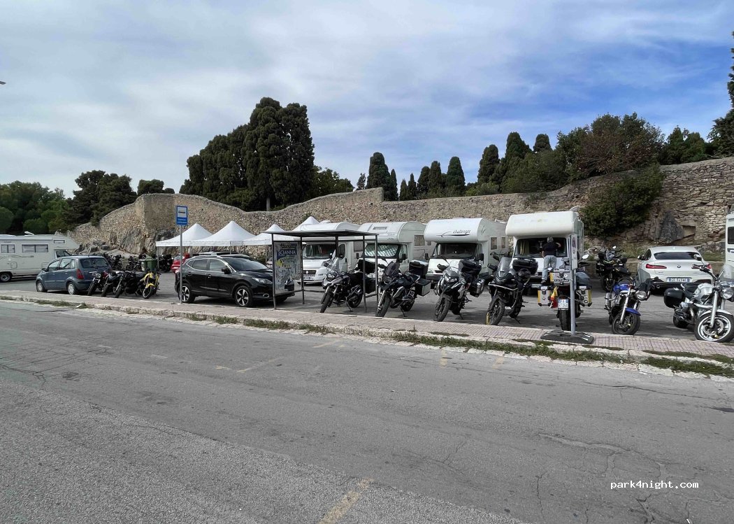 (90012) Caccamo - 9 Via Cappuccini — foto